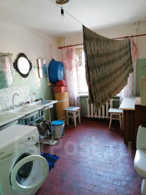 �������, ����� �������� 3. ���������������, ������� ����, 9,4���.��., 3/4 ����, ������������� ������. ����� ����