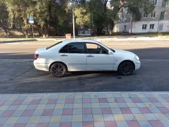Toyota Brevis ����