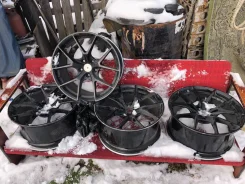 Advan F7. 9.0x18", 5x114.3, ET-30. ��� ����� �� ������������ ����