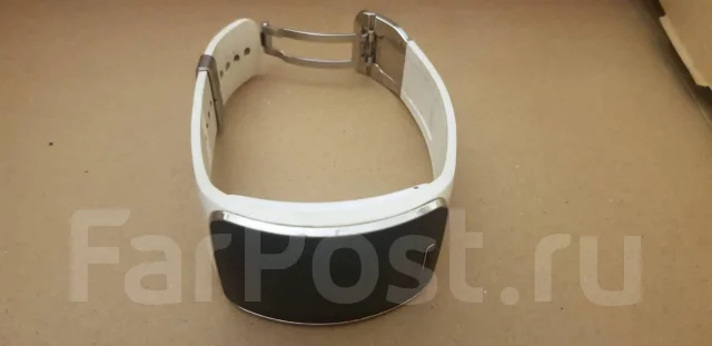 Samsung Gear. SIM-����� ����