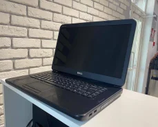 Dell Inspiron N5050 ����