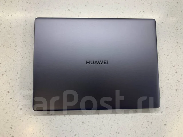 Huawei MateBook 13. 13", 2,1����, ��� 16 ��, ���� 512���, WiFi: 1, Bluetooth: 1, ����������� �� 3��. ����