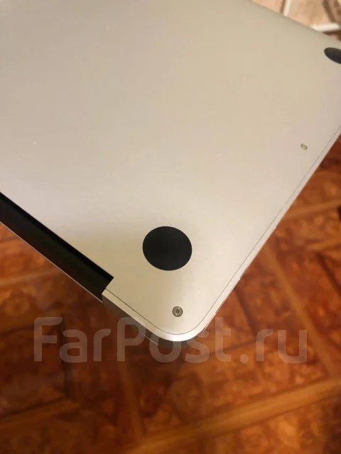 Apple MacBook Air 13 2015 Early. 13.3", 1,6����, ��� 4 ��, ���� 512���, WiFi: 1, Bluetooth: 1, ����������� �� 10��. ����