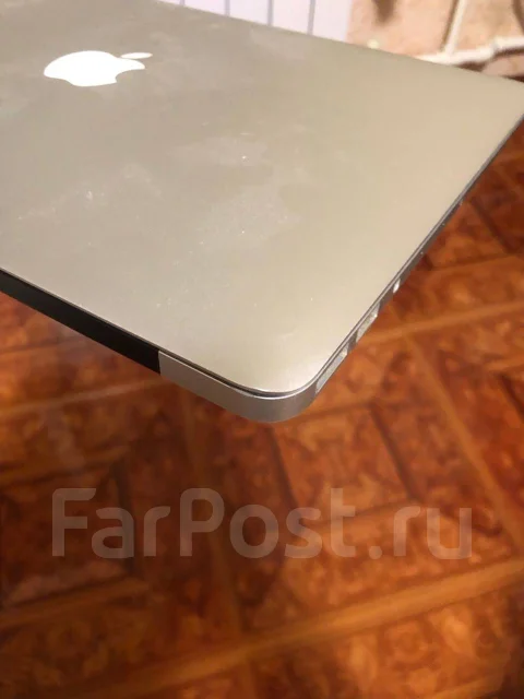 Apple MacBook Air 13 2015 Early. 13.3", 1,6����, ��� 4 ��, ���� 512���, WiFi: 1, Bluetooth: 1, ����������� �� 10��. ����