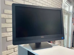 Dell. 23" ����