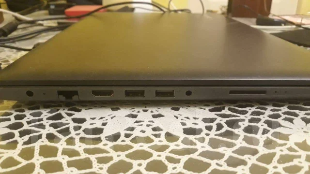Lenovo IdeaPad 320-15IAP. 15.6", 2,5����, ��� 8 ��, ���� 500���, WiFi: 1, Bluetooth: 1, ����������� �� 2��. ����