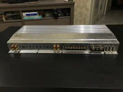 Blaupunkt ����