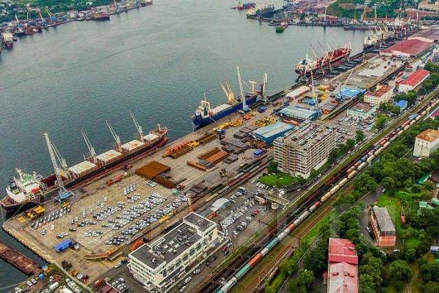 Морской порт владивосток фото Слесарь-механик, работа в ООО "Альтекар" во Владивостоке - вакансии на ФарПосте