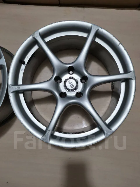Grenade GX-01. 9.0x18", 5x114.3, ET38. ��� ����� �� ����-���������� ����
