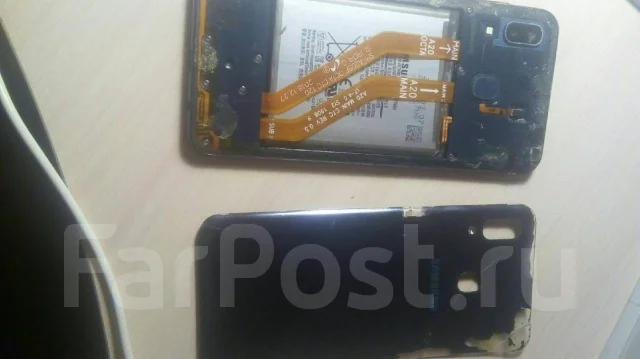Samsung Galaxy A20. �/�, 3G, 4G LTE, Dual-SIM, NFC ����
