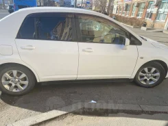 Nissan Tiida Latio. �������, 4wd, 1.5 (109��.�.), ������, 312 366����. �� ����