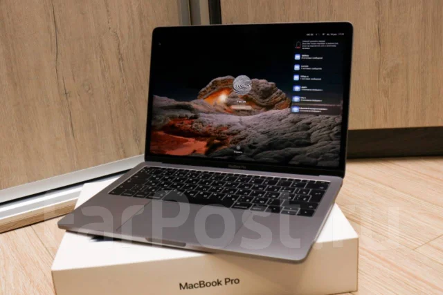 Apple MacBook Pro 13 2017 Mid. 13.3", ���� 128���, WiFi: 1, Bluetooth: 1 ����