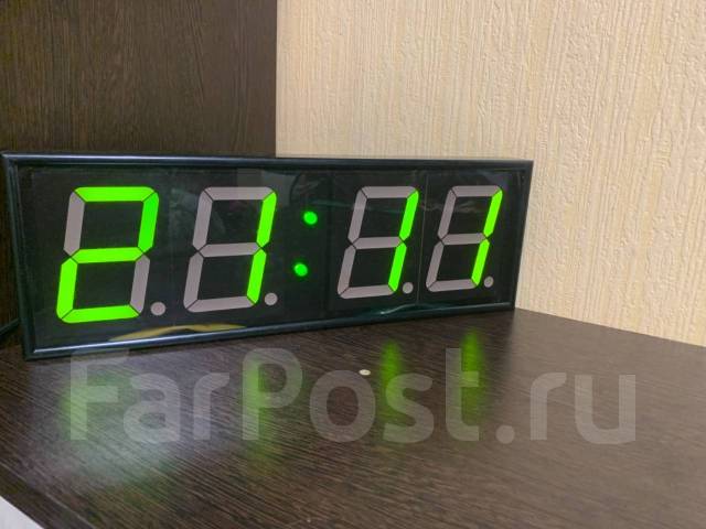 Электронные настенные часы, б/у, в наличии. Цена: 1 500₽ во Владивостоке
