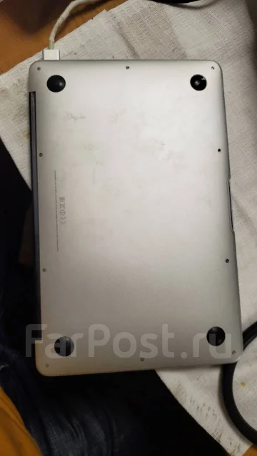 Apple MacBook Air 11. 11.1", 1,4����, ��� 4 ��, ���� 128���, WiFi: 1, Bluetooth: 1, ����������� �� 3��. ����