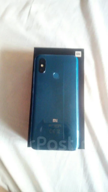 Xiaomi Mi8. �/�, �����, 4G LTE, Dual-SIM, NFC ����