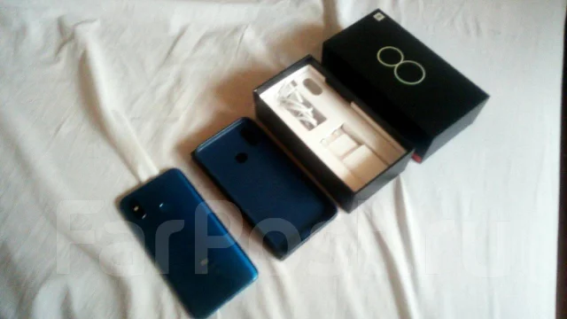 Xiaomi Mi8. �/�, �����, 4G LTE, Dual-SIM, NFC ����
