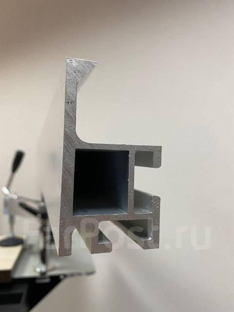 Линейка продольная для форматно раскроечного станка, новый, в наличии ...