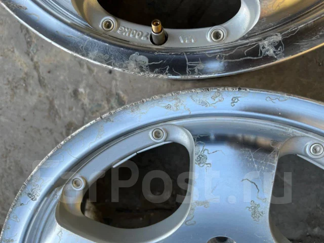 MIM. 5.5x16", 5x139.7, ET20 ����