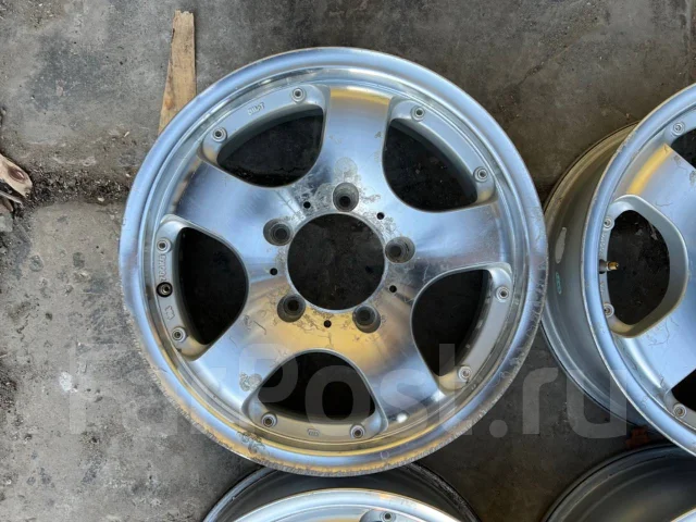MIM. 5.5x16", 5x139.7, ET20 ����