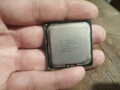 Intel Core 2 Quad Q9500 ����