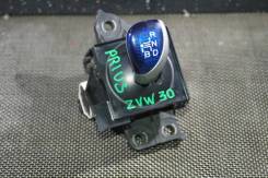   Toyota Prius ZVW30 () 33550-47041 