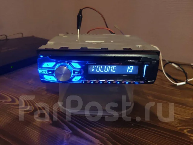 Pioneer Carrozzeria DVH-570 ����