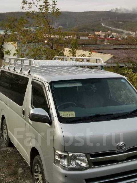 Toyota hiace багажник