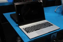 NEC. 15.6", 3����, WiFi: 1, Bluetooth: 1 ����