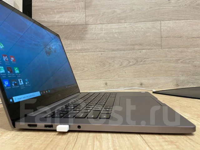 Xiaomi RedmiBook Pro 15.6. 15.6", ��� 16 ��, ���� 256���, WiFi: 1, Bluetooth: 1 ����