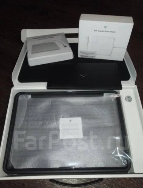 Apple MacBook Pro 15. 15.4", 2,4����, ��� 8 ��, ���� 250���, WiFi: 1, Bluetooth: 1, ����������� �� 10��. ����