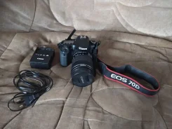 Canon EOS 70D Kit. 20 � ����� ��, ���: 14� � ����� ����