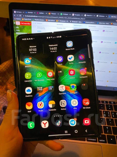 Samsung Galaxy Fold. �/�, ������, 4G LTE ����