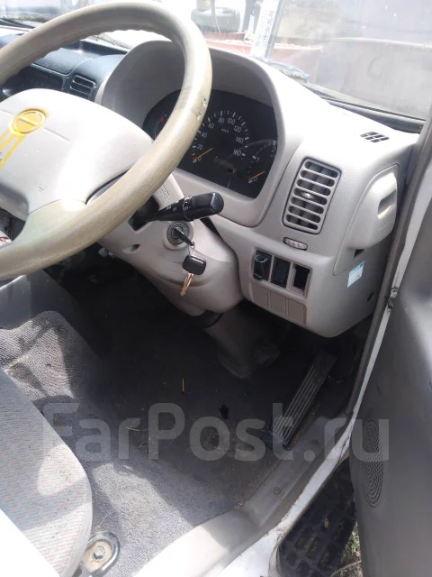 Hino Dutro ����