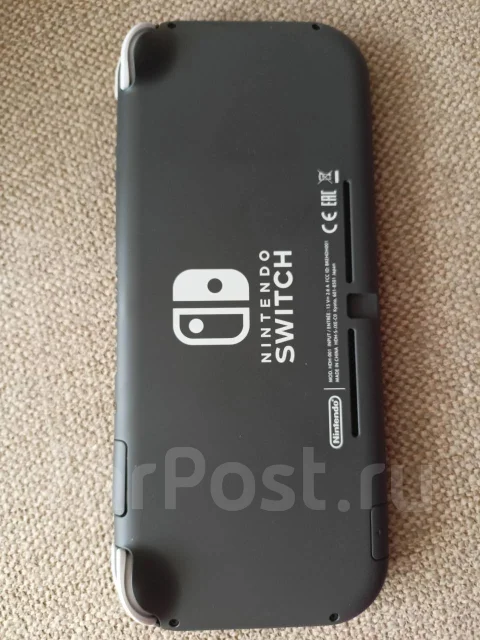 Nintendo Switch Lite ����