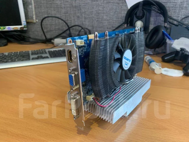 GeForce GTS 250 ����