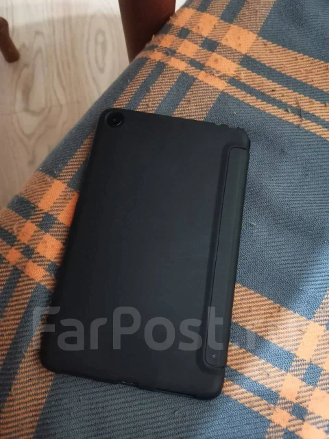 Xiaomi MiPad 4 ����
