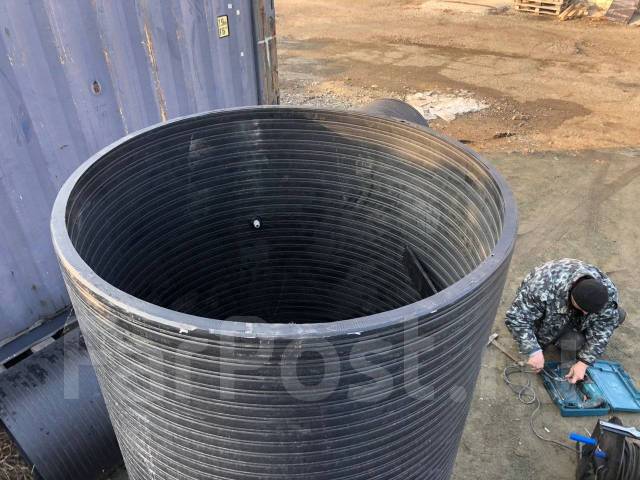 Кессон для скважины пластиковый герметичный Ф1000х2000, под заказ в Находке