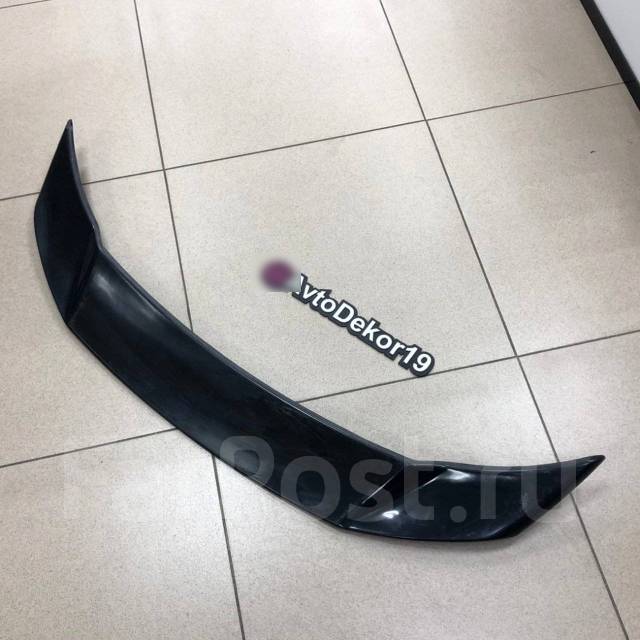 Спойлер на лифтбек