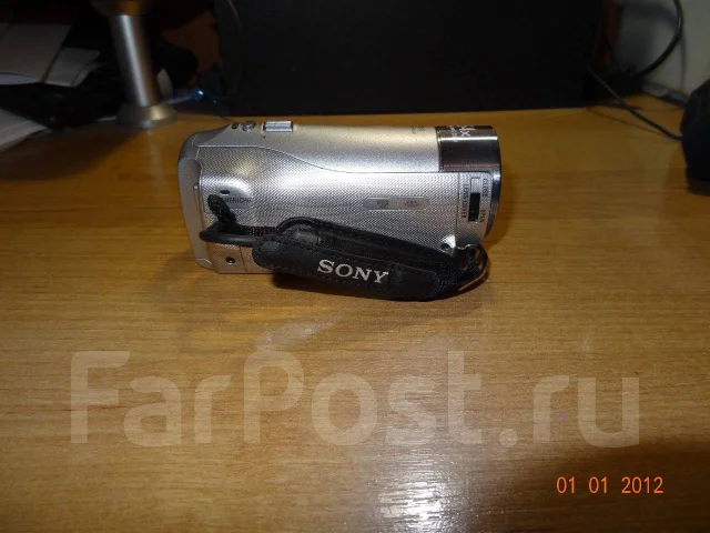 Sony HDR-PJ240E. 9 - 9.9 ��, � ���������� ����