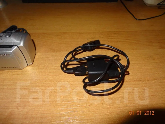 Sony HDR-PJ240E. 9 - 9.9 ��, � ���������� ����