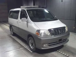 Toyota Grand Hiace. �������, 4wd, 3.0 (140��.�.), ������, 76����. ��, �/�, ��� ���. ��� ����� �� ������������ ����