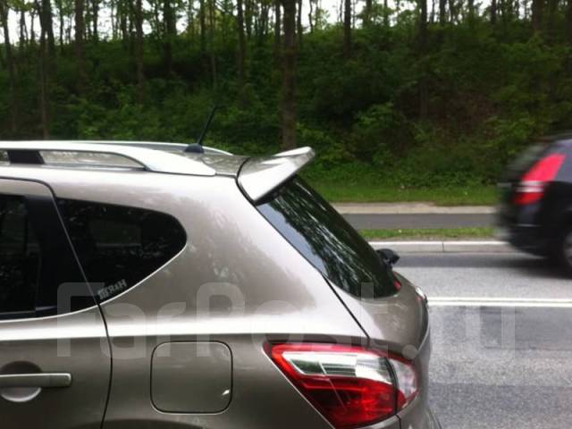 Задний спойлер на ниссан кашкай j10. Qashqai j10 спойлер. Qashqai j10 спойлер. Qashqai j10 спойлер. Спойлер на кашкай 2018.