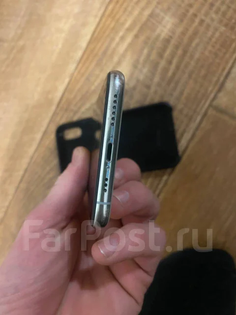 Apple iPhone Xs. �/�, �����, 4G LTE, NFC ����