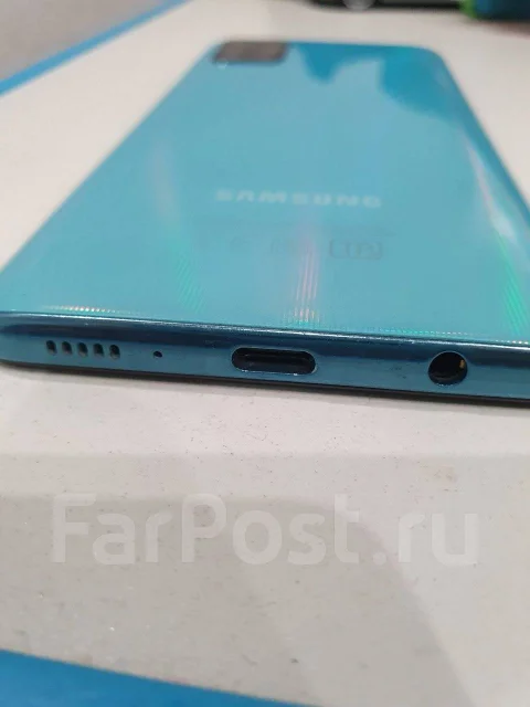 Samsung Galaxy A51. �/�, ���������, 3G, 4G LTE, Dual-SIM, NFC ����