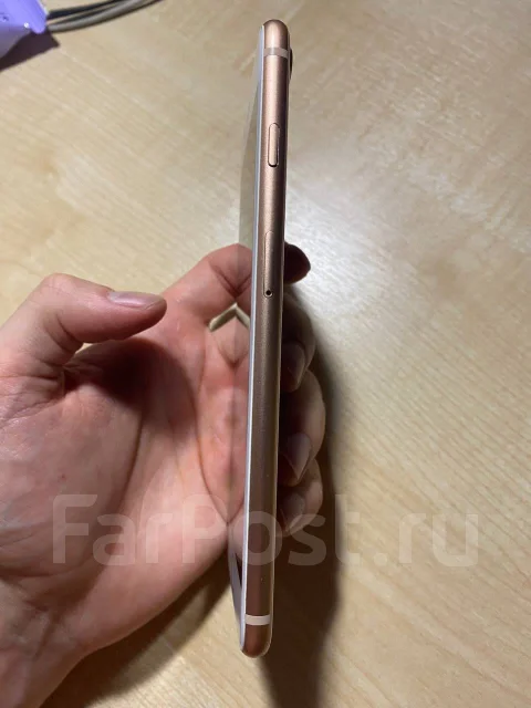 Apple iPhone 8 Plus. �/�, �������, 4G LTE, NFC ����