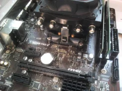 AMD Ryzen 5 1600 ����