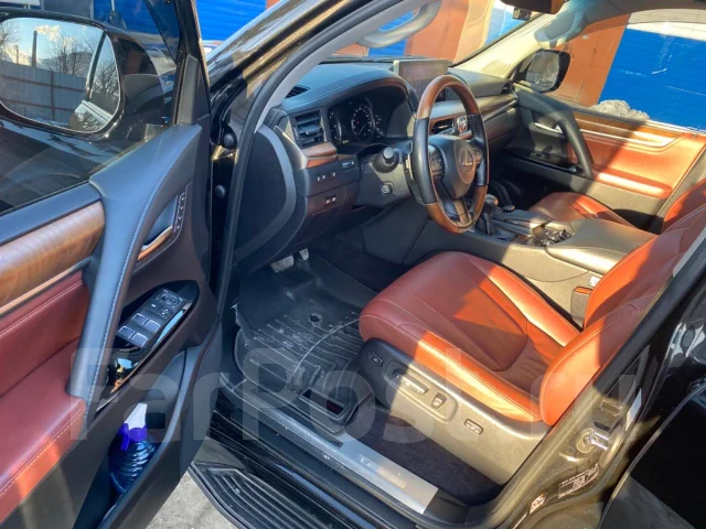 Lexus LX450d. �������, 4wd, 4.5 (272��.�.), ������, 98����. �� ����
