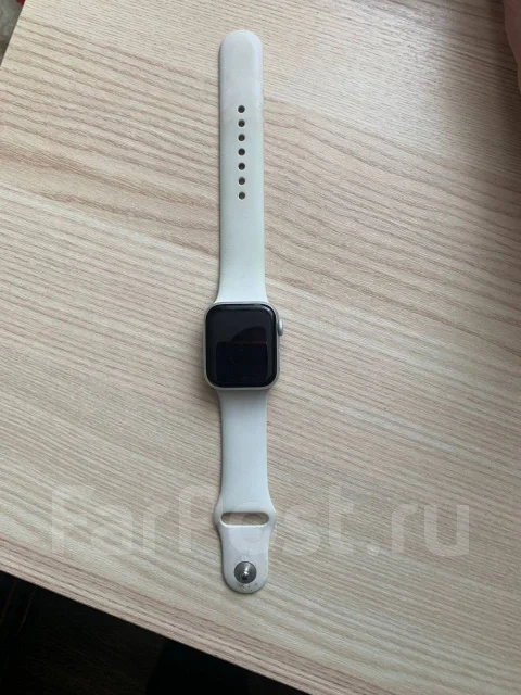 Apple Watch Series 5. GPS, NFC ����