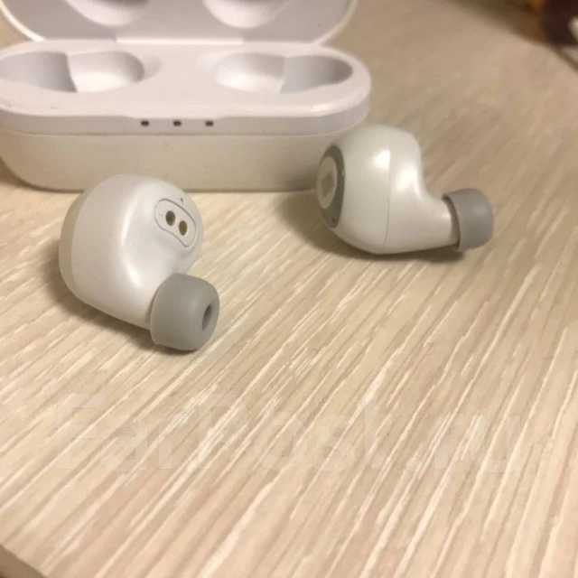 JBL C100TWS ����