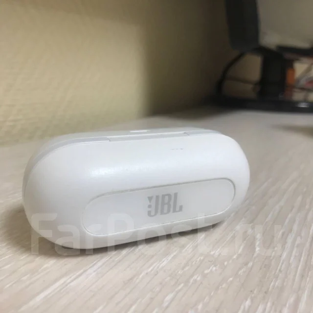 JBL C100TWS ����